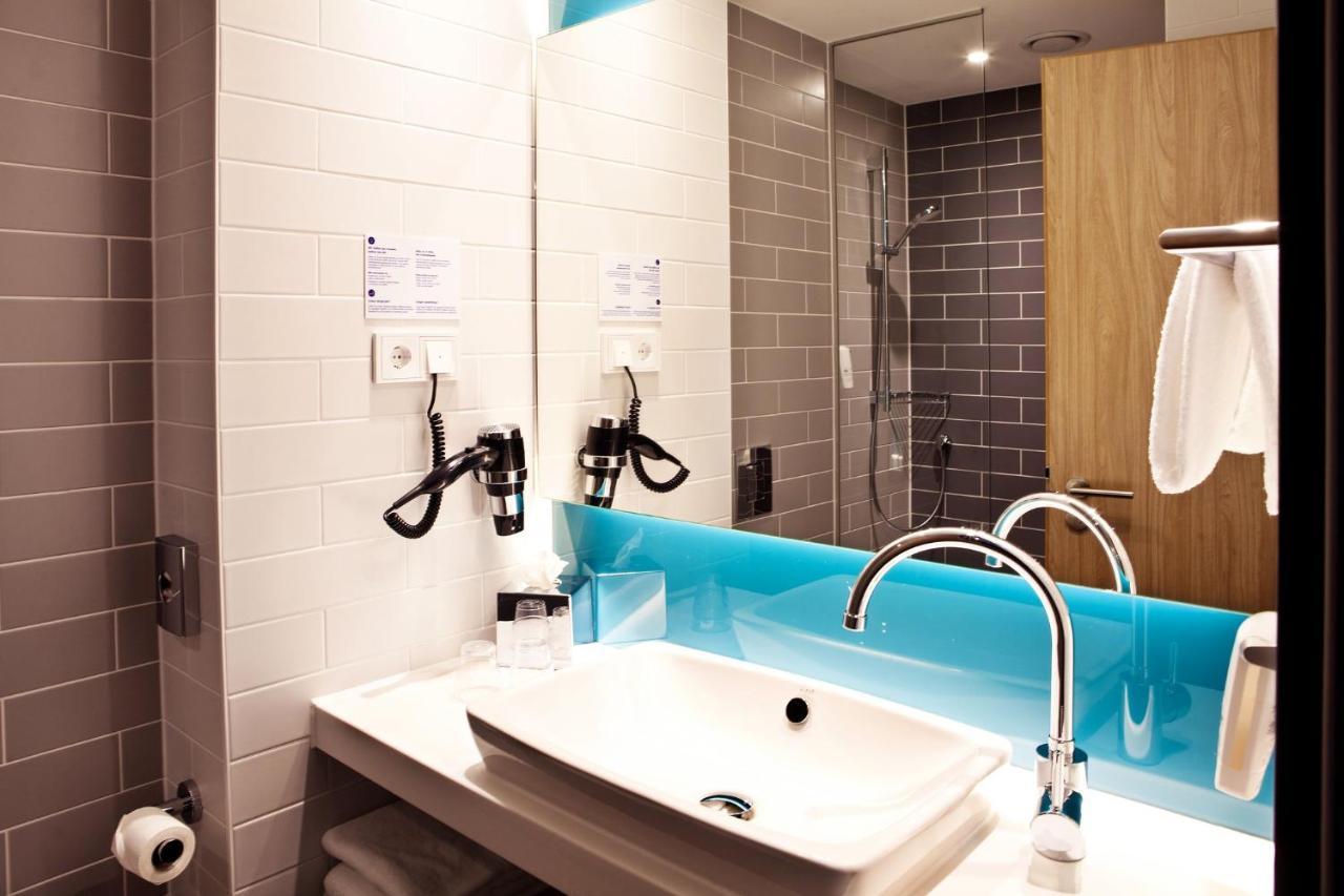 Holiday Inn Express & Suites - Basel - Allschwil By Ihg Екстер'єр фото