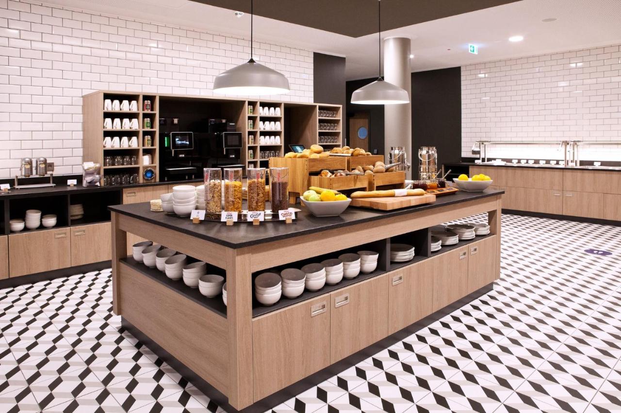 Holiday Inn Express & Suites - Basel - Allschwil By Ihg Екстер'єр фото
